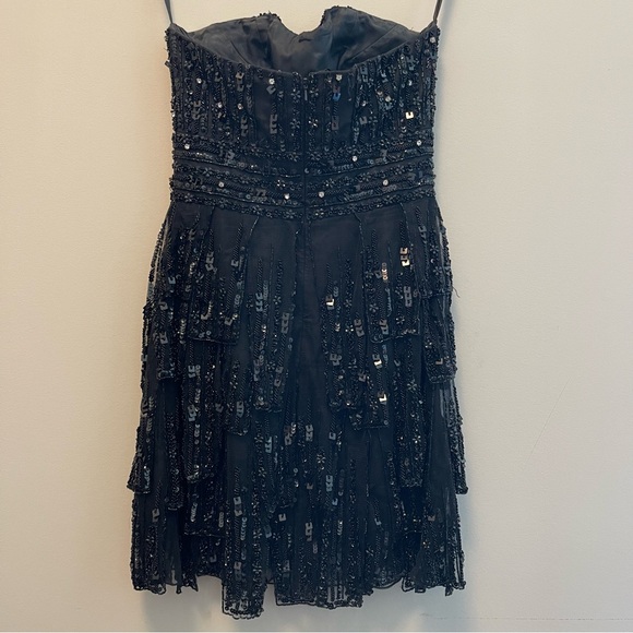 Sherri Hill Black Sequin Strapless Cocktail Dress Size 2 - Picture 2 of 8